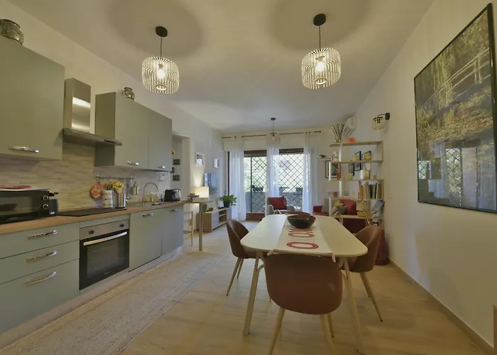 Joyful Escape Flat