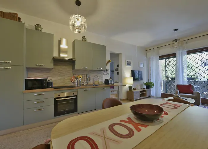 Joyful Escape Flat Apartment